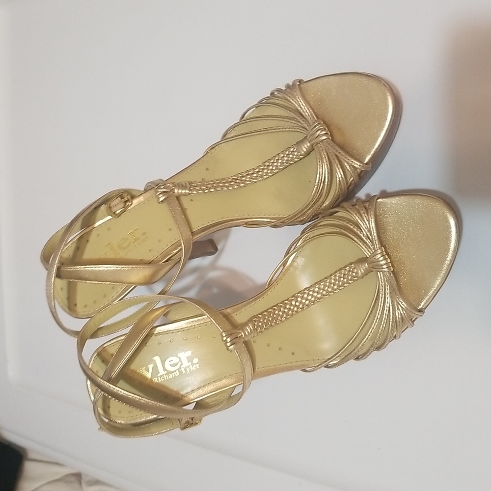 Gorgeous golden heels
